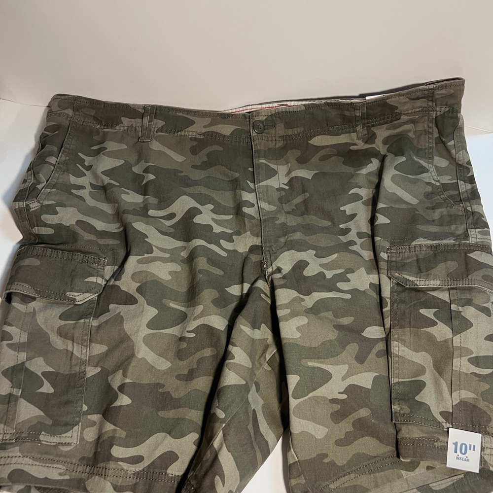 George Mens Khaki Camouflage Shorts Size 46